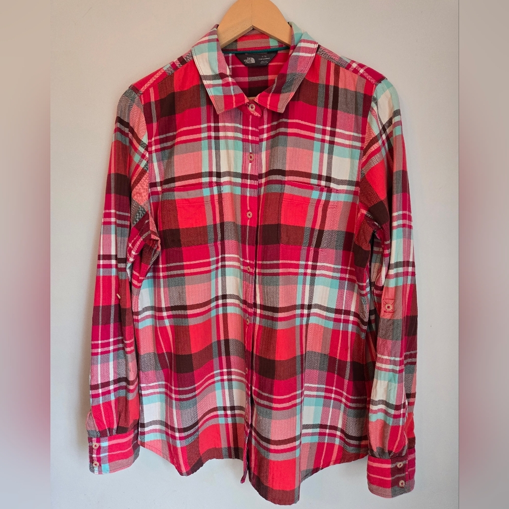 The NORTH FACE Red, White And Aqua 💯 Cotton Plaid Shirt